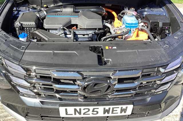 Hyundai Tucson Estate 1.6T Plug-in Hybrid Premium 5dr 4WD Auto