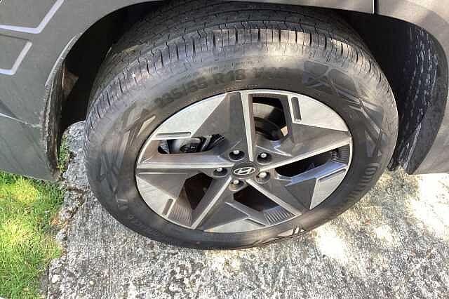 Hyundai Tucson Estate 1.6T Plug-in Hybrid Premium 5dr 4WD Auto