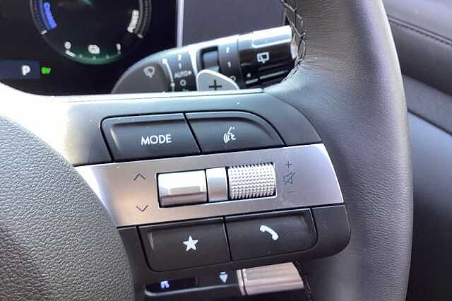 Hyundai Tucson Estate 1.6T Plug-in Hybrid Premium 5dr 4WD Auto