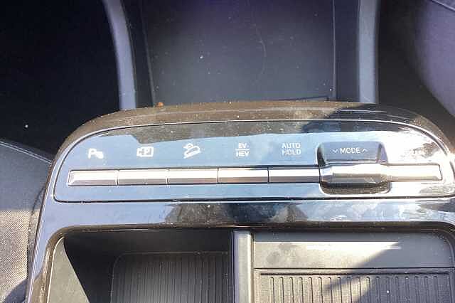 Hyundai Tucson Estate 1.6T Plug-in Hybrid Premium 5dr 4WD Auto