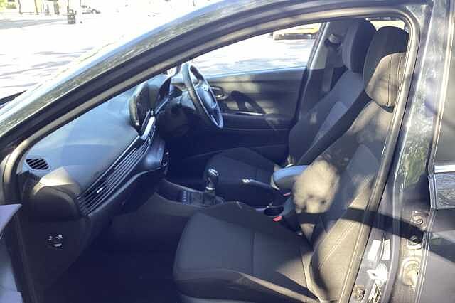 Hyundai Bayon Hatchback 1.0 TGDi Premium 5dr