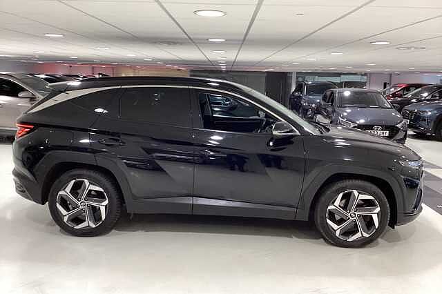 Hyundai TUCSON 1.6 TGDi Plug-in Hybrid Premium 5dr 4WD Auto