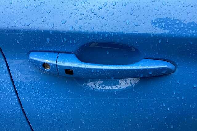 Hyundai KONA 150kW Premium 64kWh 5dr Auto