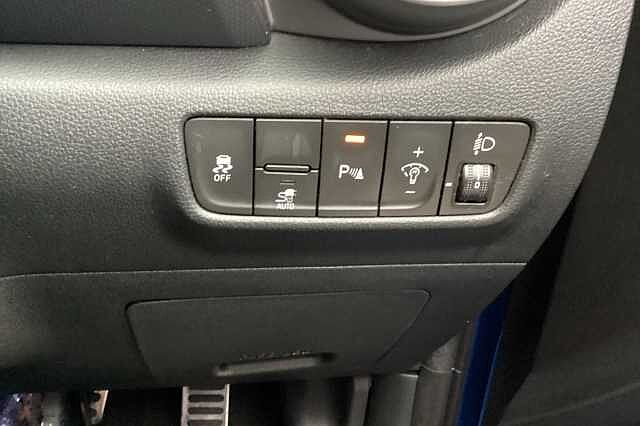 Hyundai KONA 150kW Premium 64kWh 5dr Auto
