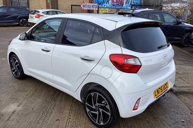Hyundai i10 1.2 [79] Premium 5dr Auto [Nav]
