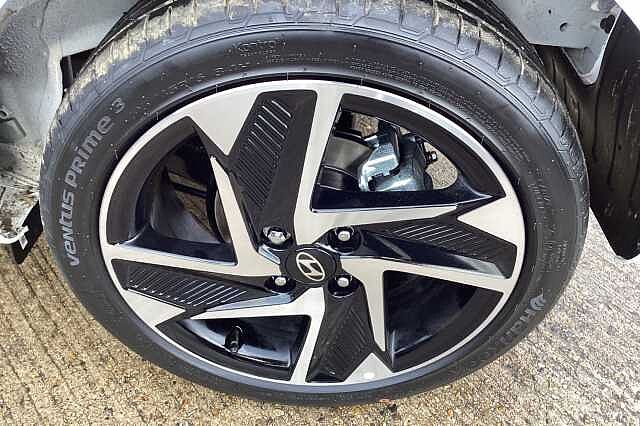 Hyundai i10 1.2 [79] Premium 5dr Auto [Nav]