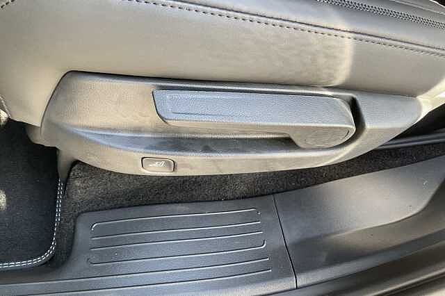 Hyundai SANTA FE 1.6 TGDi 239 Hybrid Calligraphy 5dr Auto