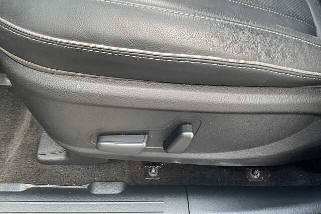 Hyundai SANTA FE 1.6 TGDi Hybrid Ultimate 5dr 4WD Auto