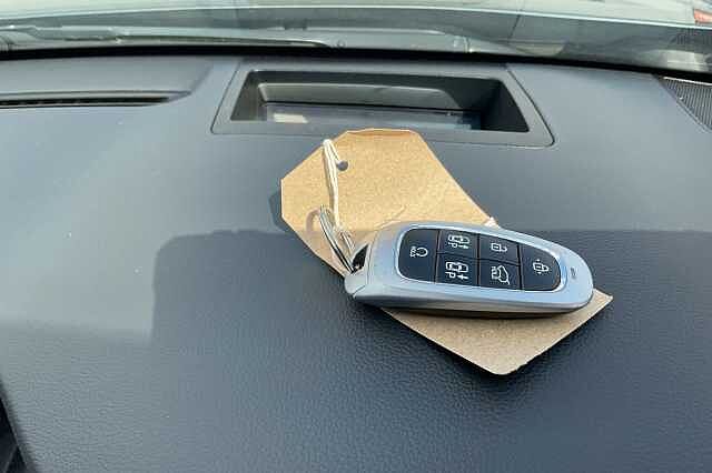 Hyundai SANTA FE 1.6 TGDi Hybrid Ultimate 5dr 4WD Auto