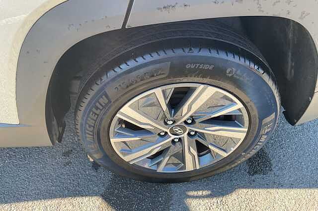 Hyundai TUCSON 1.6 TGDi Hybrid 230 SE Connect 5dr 2WD Auto