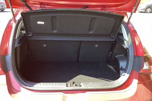 Hyundai i20 1.0 T-GDi (100ps) Ultimate DCT