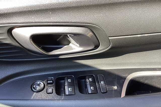 Hyundai i20 1.0 T-GDi (100ps) Ultimate DCT