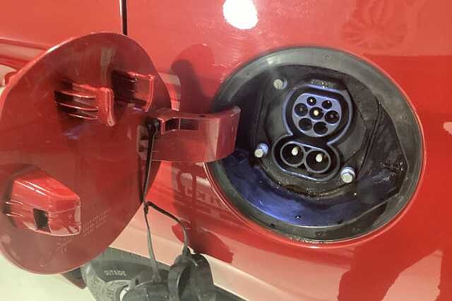 Hyundai IONIQ 100kW Premium 38kWh 5dr Auto