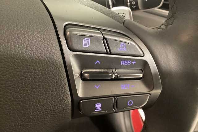 Hyundai IONIQ 100kW Premium 38kWh 5dr Auto