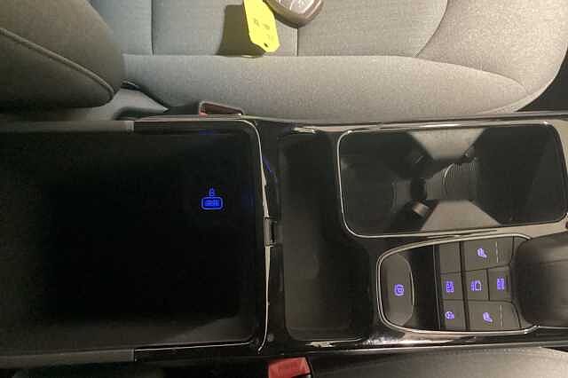 Hyundai IONIQ 100kW Premium 38kWh 5dr Auto