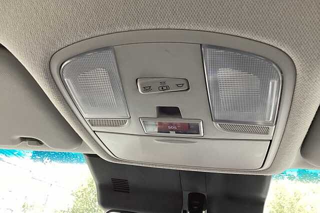 Hyundai Kona 1.6 GDi Hybrid DCT 2022MY SE Connect