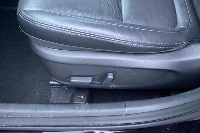 Hyundai KONA 1.6 GDi Hybrid Ultimate 5dr DCT