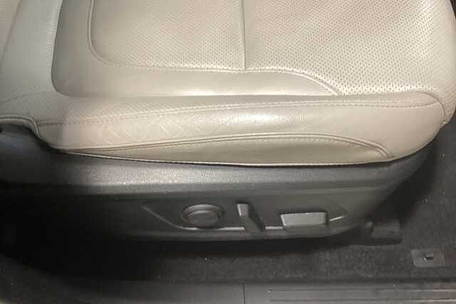 Hyundai TUCSON 1.6 TGDi Plug-in Hybrid Ultimate 5dr 4WD Auto