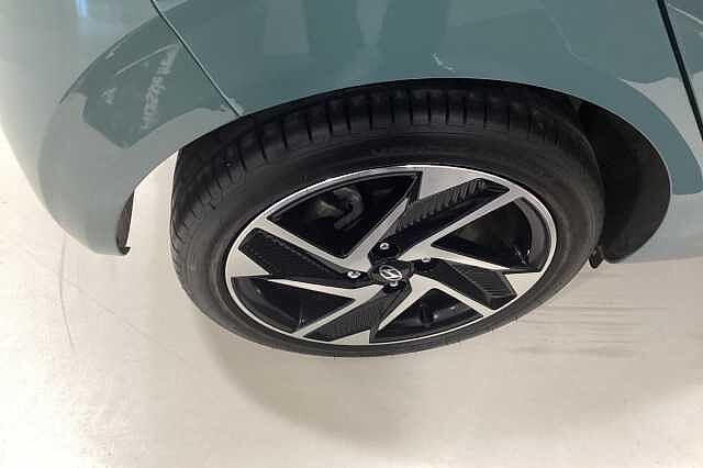 Hyundai i10 1.2 [79] Premium 5dr Auto [Nav]