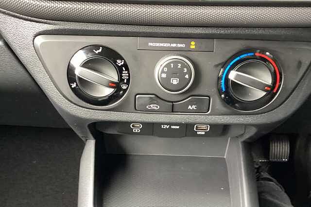 Hyundai i10 1.0 [63] Advance 5dr [Nav]