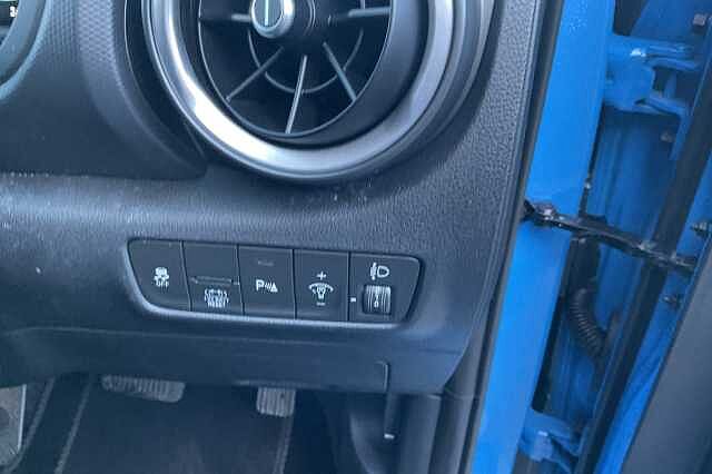 Hyundai KONA 1.6 GDi Hybrid Premium 5dr DCT