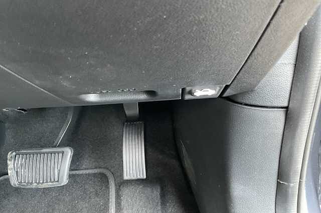Hyundai i20 1.0T GDi 90 Element 5dr DCT