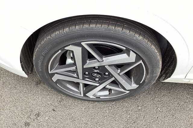 Hyundai i20 1.0T GDi Premium 5dr DCT Hatchback