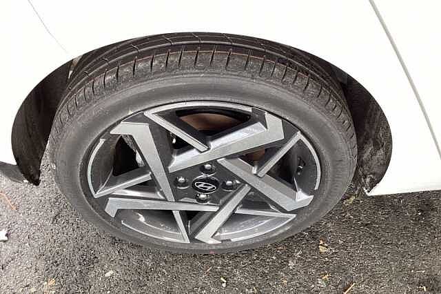 Hyundai i20 1.0T GDi Premium 5dr DCT Hatchback