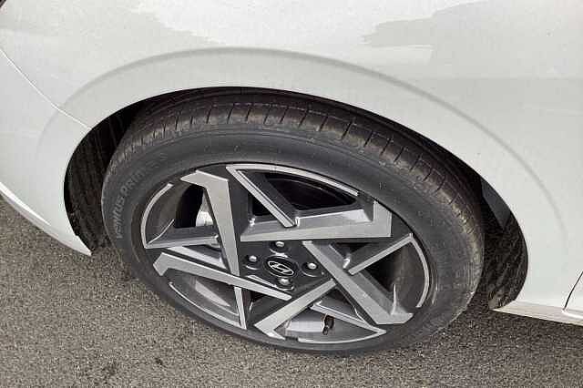 Hyundai i20 1.0T GDi Premium 5dr DCT Hatchback