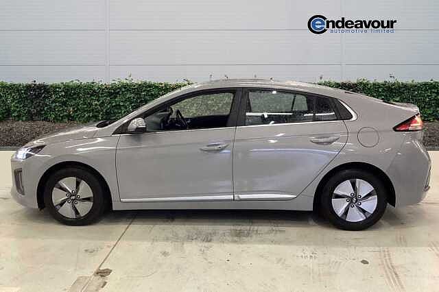 Hyundai IONIQ 1.6 GDi Hybrid Premium 5dr DCT