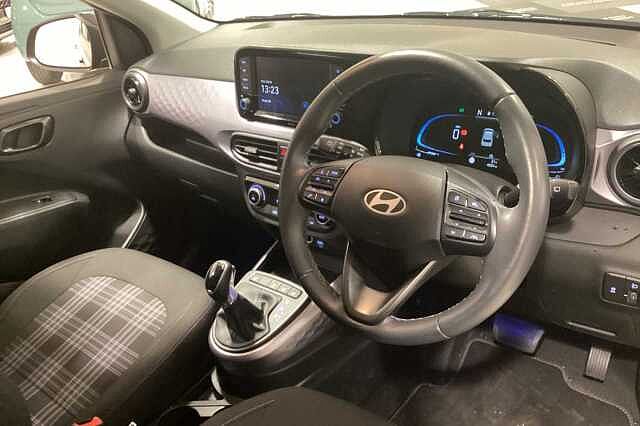 Hyundai i10 1.0 [63] Premium 5dr Auto [Nav]