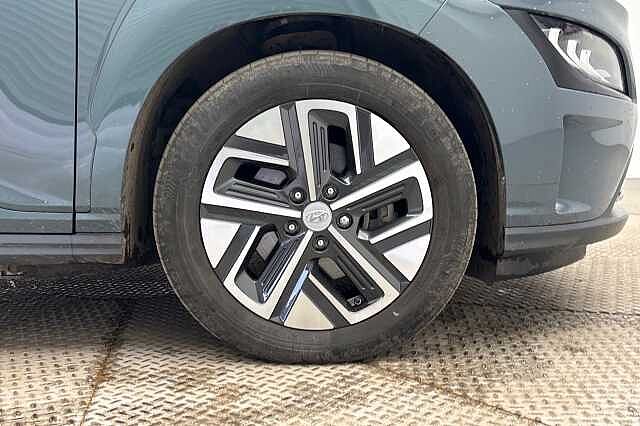 Hyundai KONA 150kW Premium 64kWh 5dr Auto