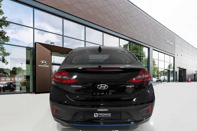 Hyundai IONIQ 1.6 GDi (105ps) Premium SE Plug-in Hybrid