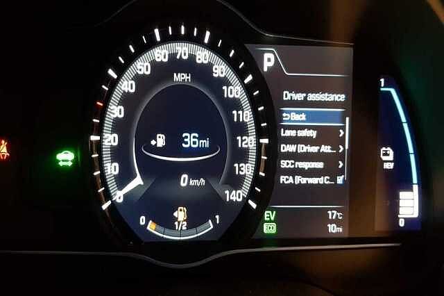 Hyundai IONIQ 1.6 GDi (105ps) Premium SE Plug-in Hybrid