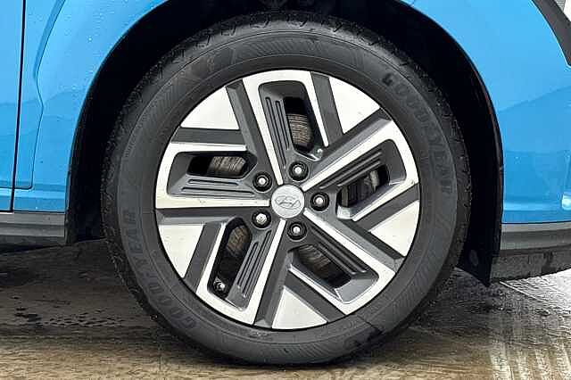 Hyundai KONA 150kW Premium 64kWh 5dr Auto