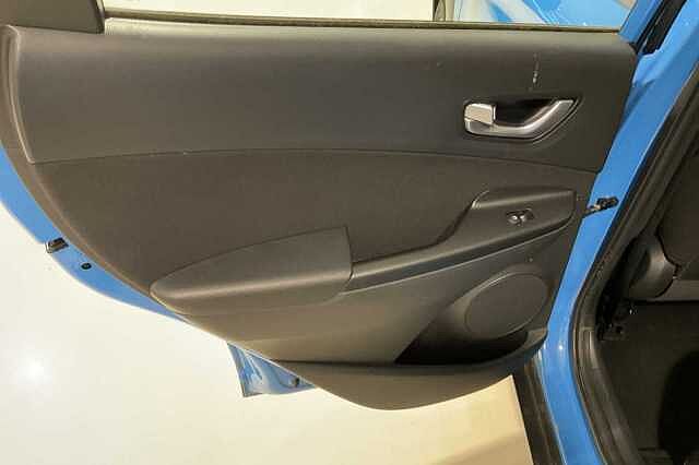 Hyundai KONA 1.6 GDi Hybrid SE Connect 5dr DCT Blue