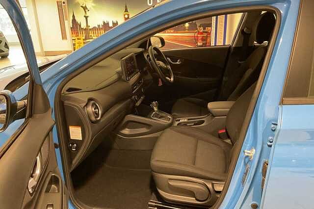 Hyundai KONA 1.6 GDi Hybrid SE Connect 5dr DCT Blue