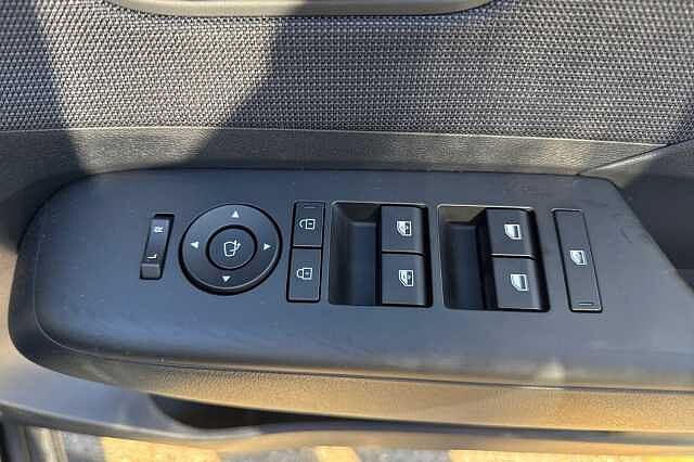 Hyundai KONA 1.6 Hybrid 138 Ultimate 5dr DCT