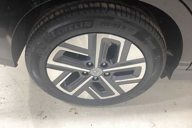 Hyundai KONA 100kW Premium 39kWh 5dr Auto