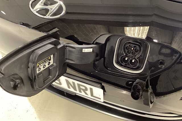 Hyundai KONA 100kW Premium 39kWh 5dr Auto