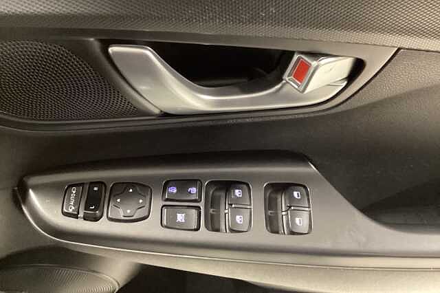 Hyundai KONA 100kW Premium 39kWh 5dr Auto