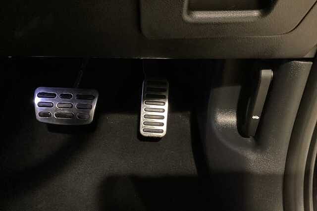 Hyundai KONA 100kW Premium 39kWh 5dr Auto