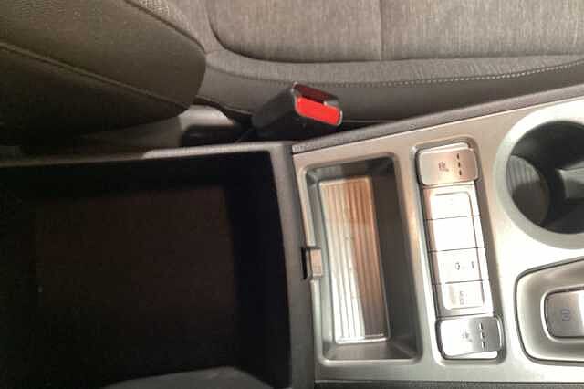 Hyundai KONA 100kW Premium 39kWh 5dr Auto