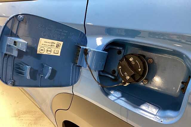 Hyundai KONA 1.6 GDi Hybrid Premium 5dr DCT