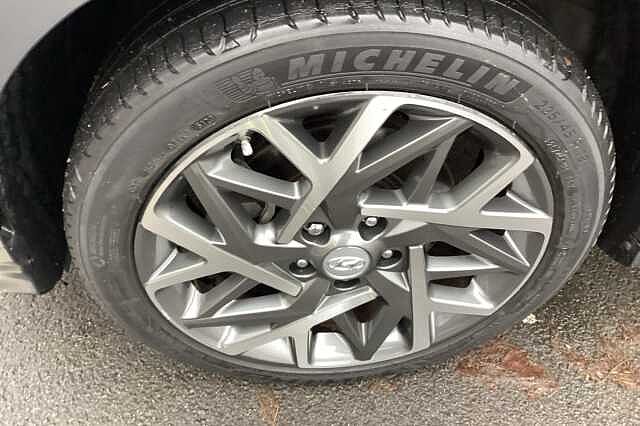 Hyundai KONA 1.6 GDi Hybrid Premium 5dr DCT