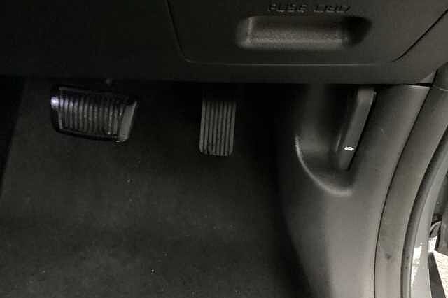 Hyundai KONA 1.6 GDi Hybrid Premium 5dr DCT