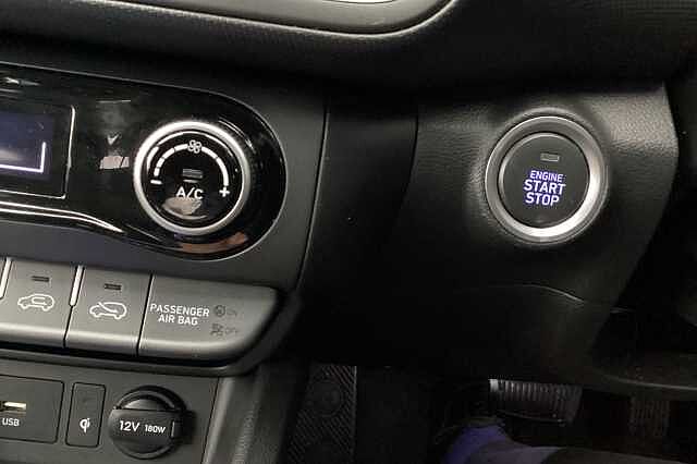 Hyundai KONA 1.6 GDi Hybrid Premium 5dr DCT