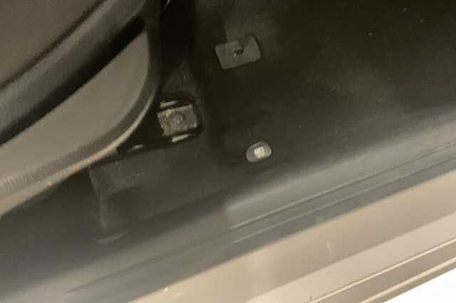 Hyundai i10 1.0 MPi SE Connect 5dr