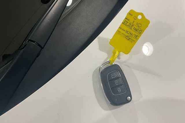 Hyundai i10 1.0 MPi SE Connect 5dr