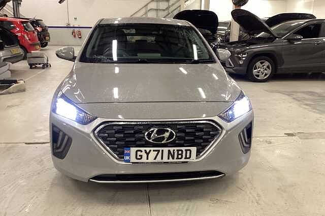 Hyundai IONIQ 1.6 GDi Hybrid Premium 5dr DCT